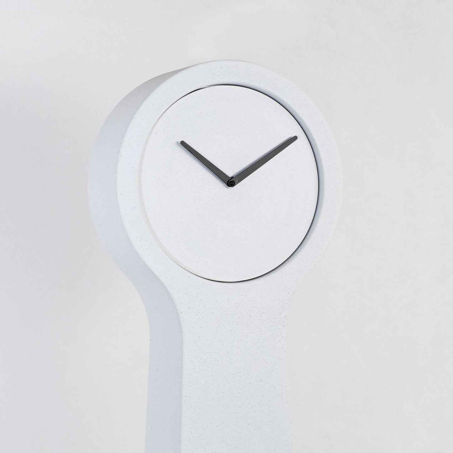 Tidvis White